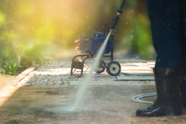 Best Sidewalk and Walkway Pressure Cleaning in Greensburg, LA